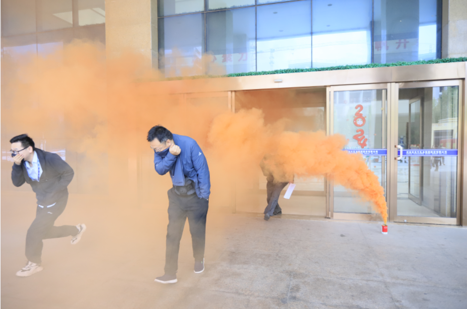 增強(qiáng)消防意識(shí),筑牢安全底線丨花花牛乳業(yè)集團(tuán)組織消防應(yīng)急演練 增強(qiáng)消防意識(shí),筑牢安全底線丨花花牛乳業(yè)集團(tuán)組織消防應(yīng)急演練