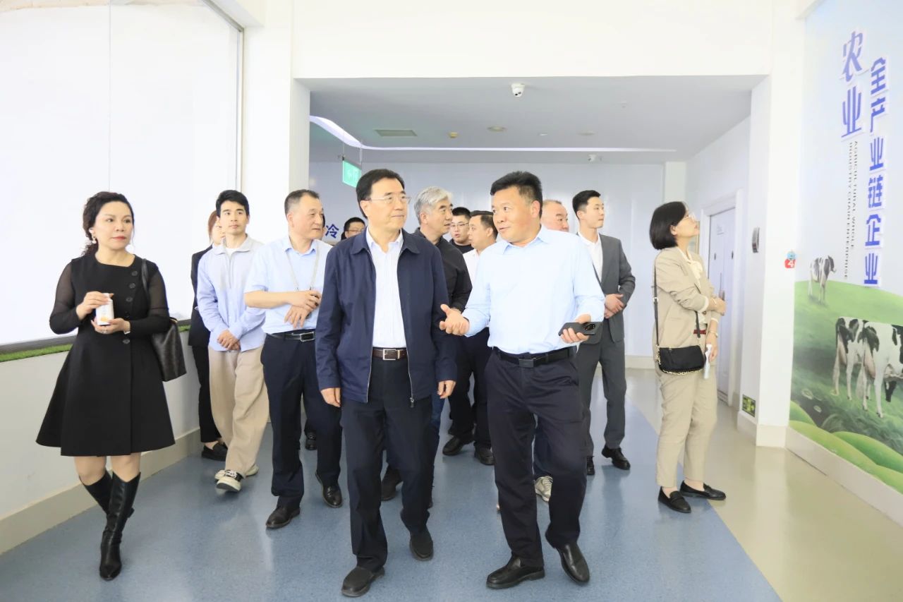 河南省2024國家“學生飲用奶計劃”推廣工作推進會在鄭州成功舉辦! 河南省2024國家“學生飲用奶計劃”推廣工作推進會在鄭州成功舉辦!