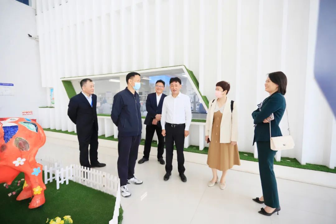 花花牛| 省農投集團董事長李曉寰一行蒞臨花花牛調研指導工作